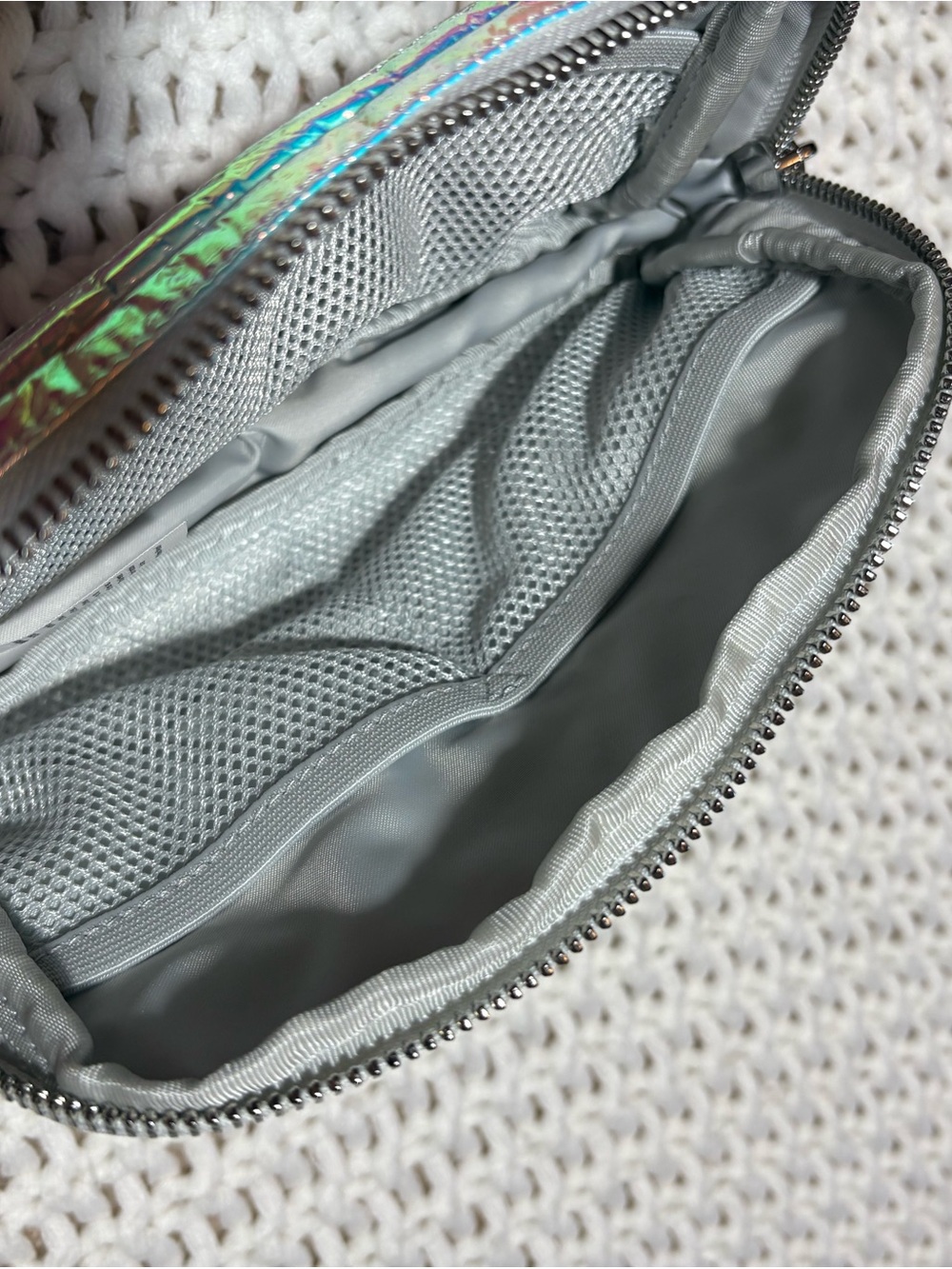 RARE! lululemon iridescent everywhere belt bag 1L - Picture 8 of 12